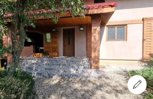 Pielesti Villa | Scarlet House