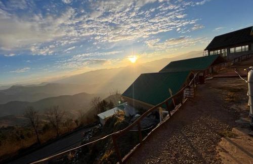 Fagu Hotel | Zazroo Cafe and Mud Cottages (Duplexes)