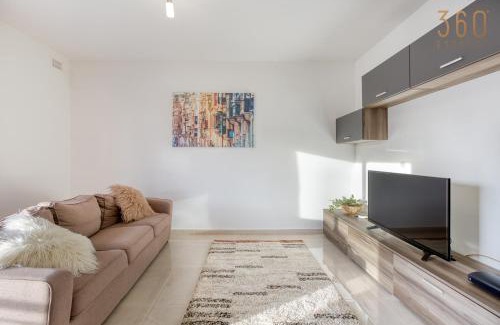 Ta' Pennellu Apartment | Stunning 3BR home with magnificent VIEWS by 360 Estates