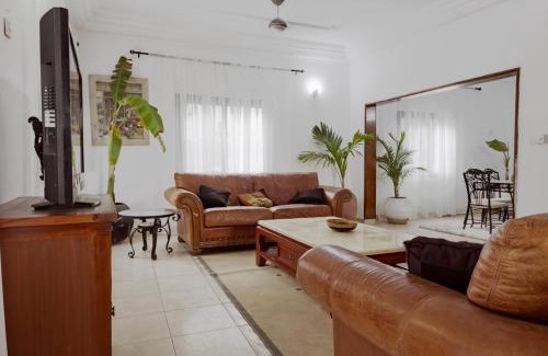 Brufut House | Sun Catcher