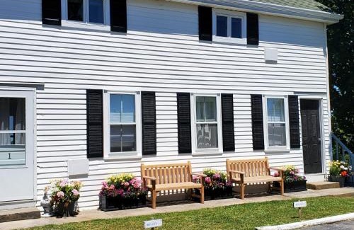 Block Island Apartment | Barrington Inn Barn