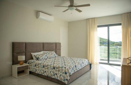 Lagun Villa | Oceanfront Private Pier Villa