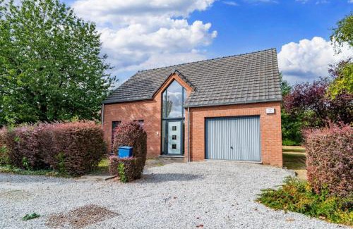 Montigny-le-Tilleul Villa | Jean Li