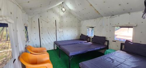 Kanatal Hotel | InstaView Kanatal