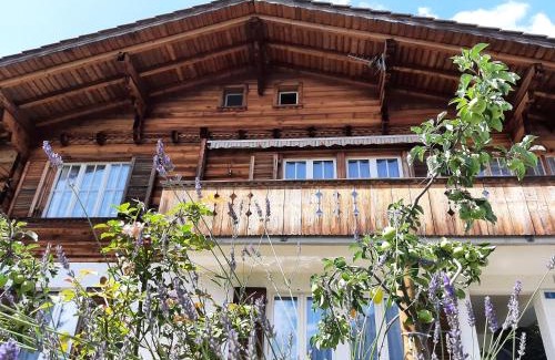Goldswil Apartment | Cozy Chalet bei Interlaken.