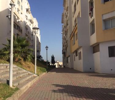 Branes Apartment | Doha val fleuri