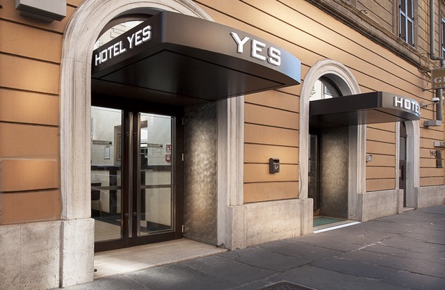 YES HOTEL