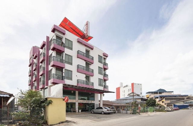 Oyo Sungai Rengit City Resort 