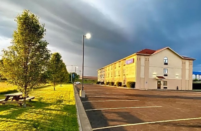 Baymont by Wyndham Paw Paw