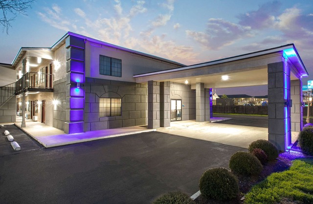 Days Inn by Wyndham Waco