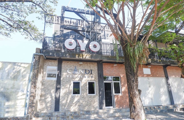 OYO 1217 Candi Residence