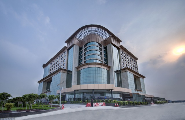 Radisson Blu Kaushambi Delhi NCR