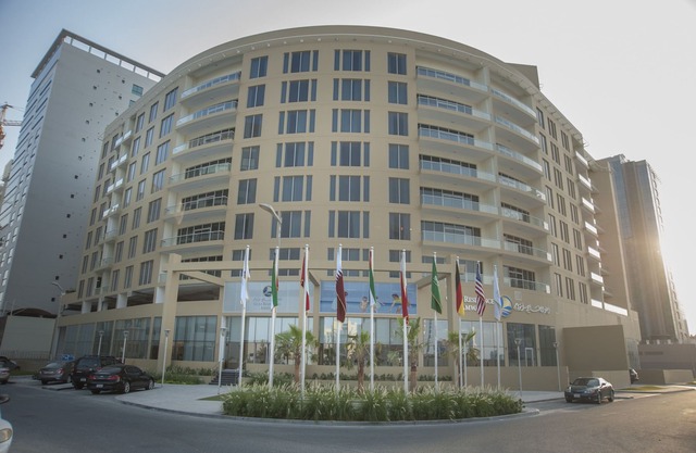 Gulf Suites Hotel Amwaj