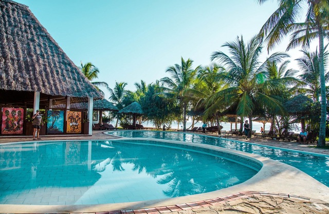 Uroa Bay Beach Resort 