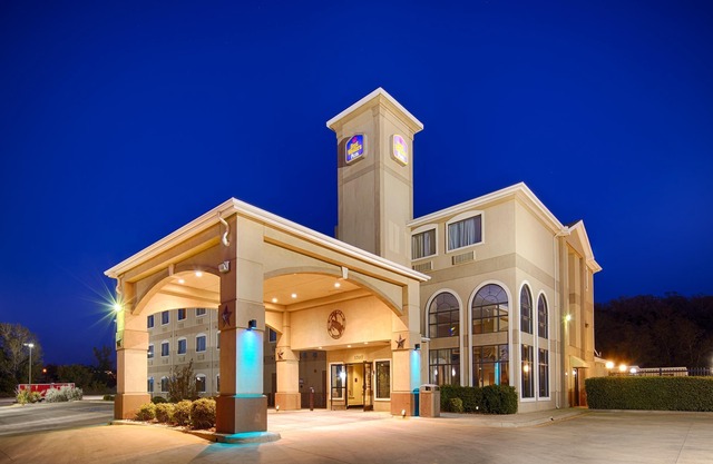 Best Western Plus Graham Inn