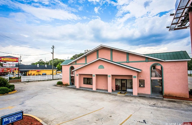 Rodeway Inn