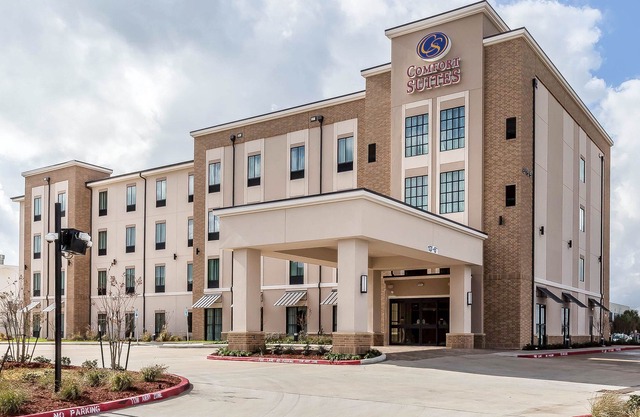 Comfort Suites Northwest Houston at Beltway 8