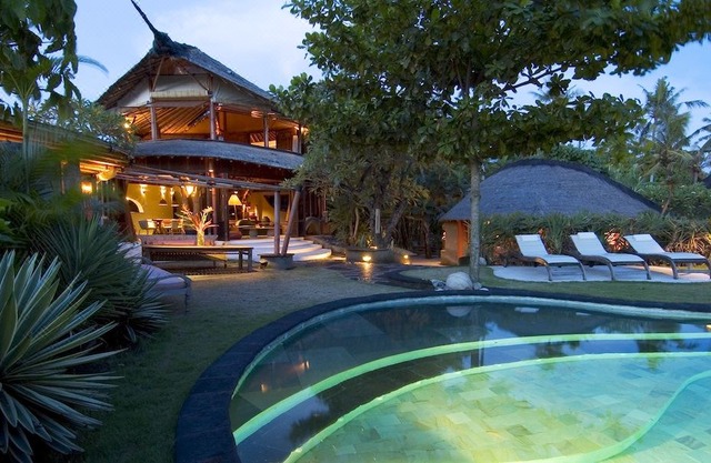 Sejuk Beach Villas