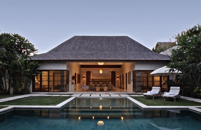 Nyaman Villas