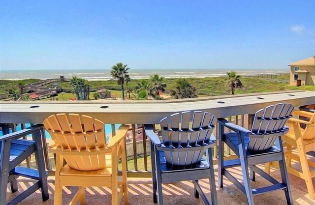 Mayan Princess 312 Knows Ocean Views & Sandy Toes