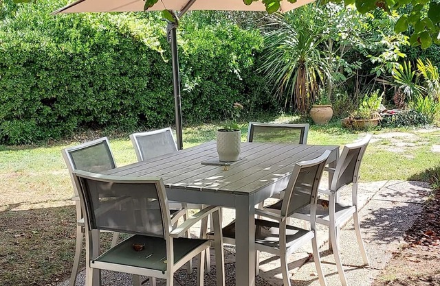 Lodging near Toulouse, nature reserve and Ariège river 5 min away!