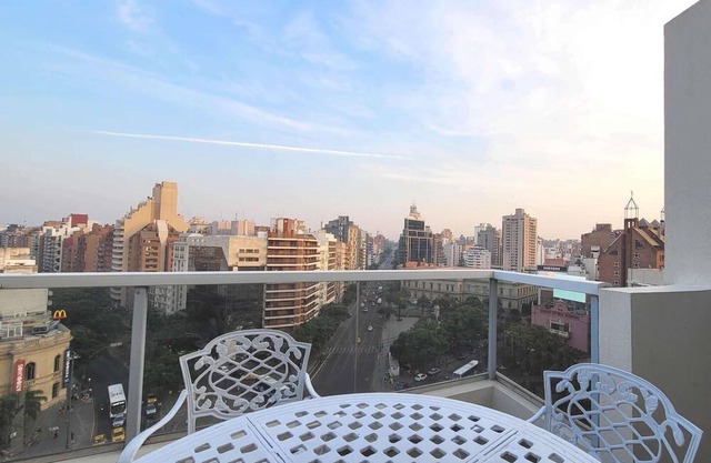 Premium Penthouse ! Unbeatable Location !