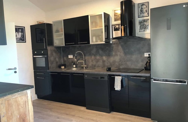 Maison au Calme « Les Jasmins », Proche de la Rivière à Mirabel et Blacons