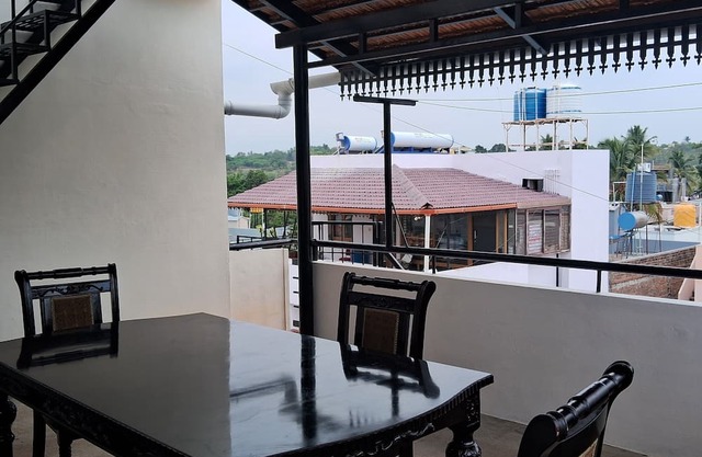 Peacefull Two bedroom House in Gokulam close to yoga shala in heart of mysore.