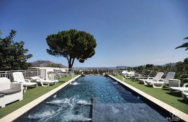 Exclusive Apartment in Villa with Pool - A Corner of Paradise