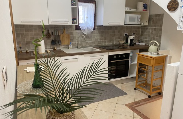 Apartment 'Albore Guest House' with Wi-Fi and Air Conditioning