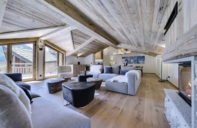 Arolay Residence - 5 Rooms for 8 People