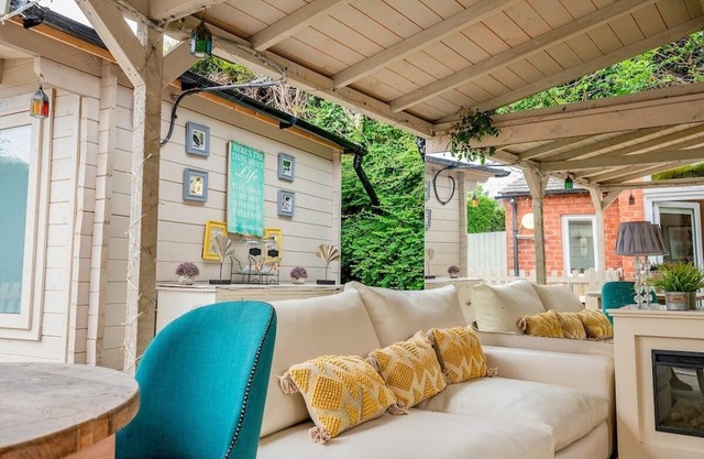 Guest Homes | Quinton House