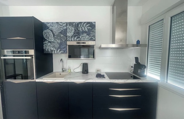 House for 4, air-conditioned, 15 min walk from Aix en Provence center