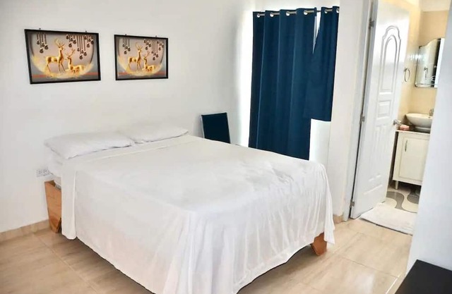 Comfortable Studio Apartment 5 Minutes from the Beach and City Center