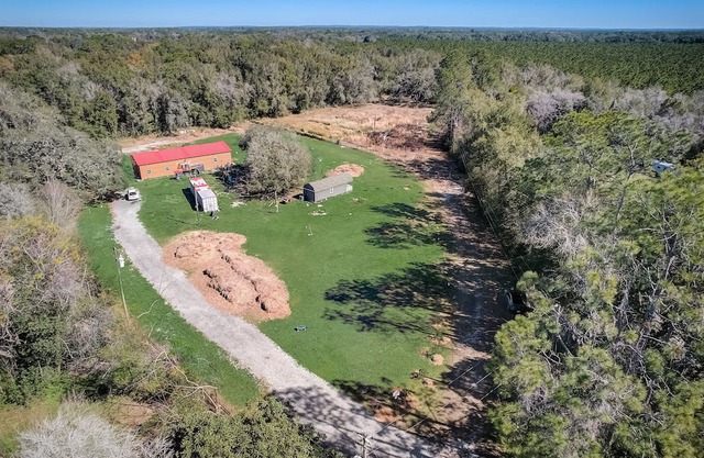 🐓Your cozy RV PARK retreat! Nature, play & chickens - who could ask for more?!