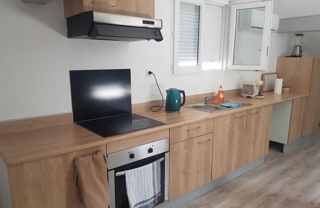 Homerez - Apartment in Clermont-Dessous