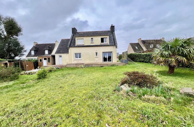 Maison Familiale à 2 pas du Centre Bourg Avec Grand Jardin