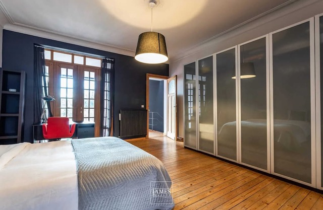 Homerez - Spacious apartement for 6 ppl. with garden and terrace at Bruxelles