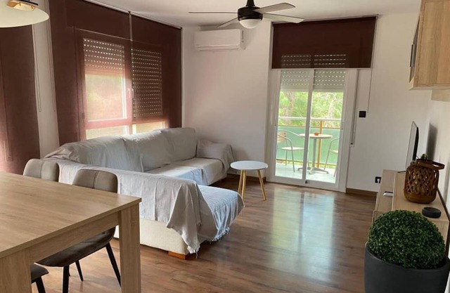 Apartment 'Casa Mar Touristic House' with Private Terrace, Wi-Fi and Air Conditioning