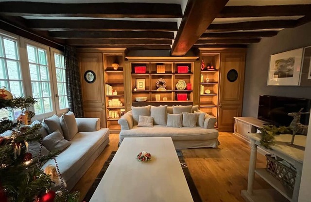 Charming 2-bedroom house nestled in the heart of a picturesque French village