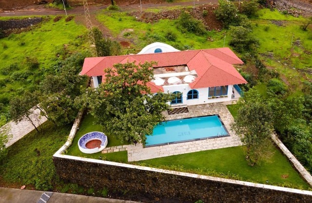 Luxurious 3BHK Greek-Themed Private Pool Villa Near Bhavli Dam, Igatpuri