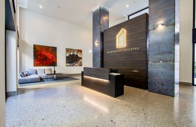 Urban Luxury: Bright two-room apartment in a new building