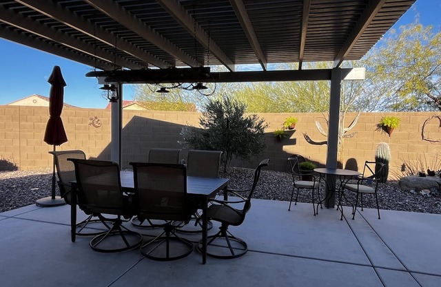 Your “home away from home” in a fabulous Dell Webb 55+ Resort Style Community!