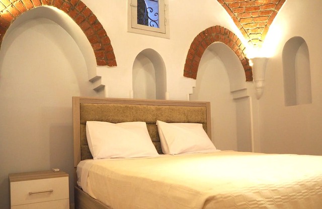 Luxor West Bank Accommodation by Habu Temple