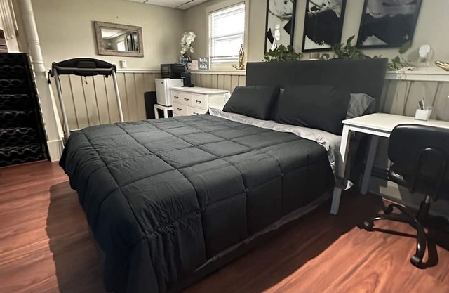 Immaculate Home in Quiet Neighborhood