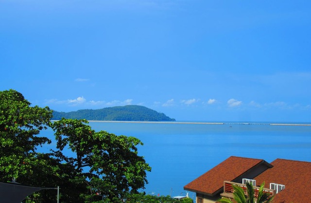 Penthouse flr sea view quiet fibre long short stay