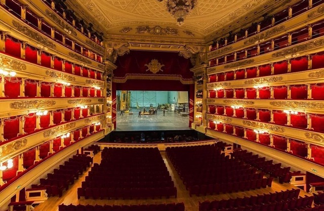 Elegant Stay in Nature: 4-Star Comfort, Bike Through Parco Nord, Pets Welcome