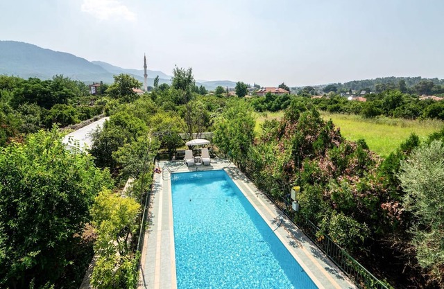 Dreamy Duplex Villa w Pool, Garden, BBQ in Mugla