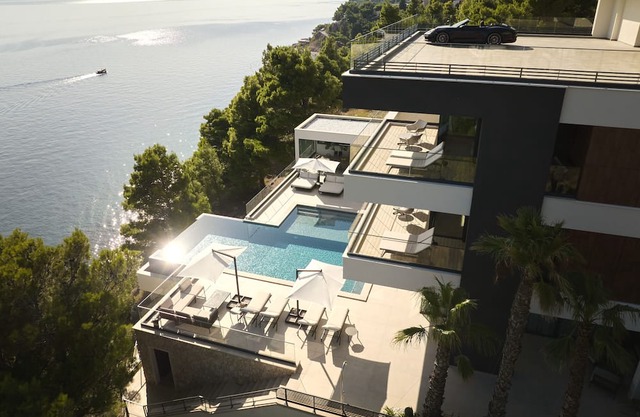 Luxury Villa Mirabel mit 8 En-suite Schlafzimmern, Indoor und Outdoor Pool