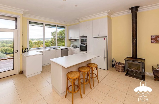 Waratah Sky House Sum